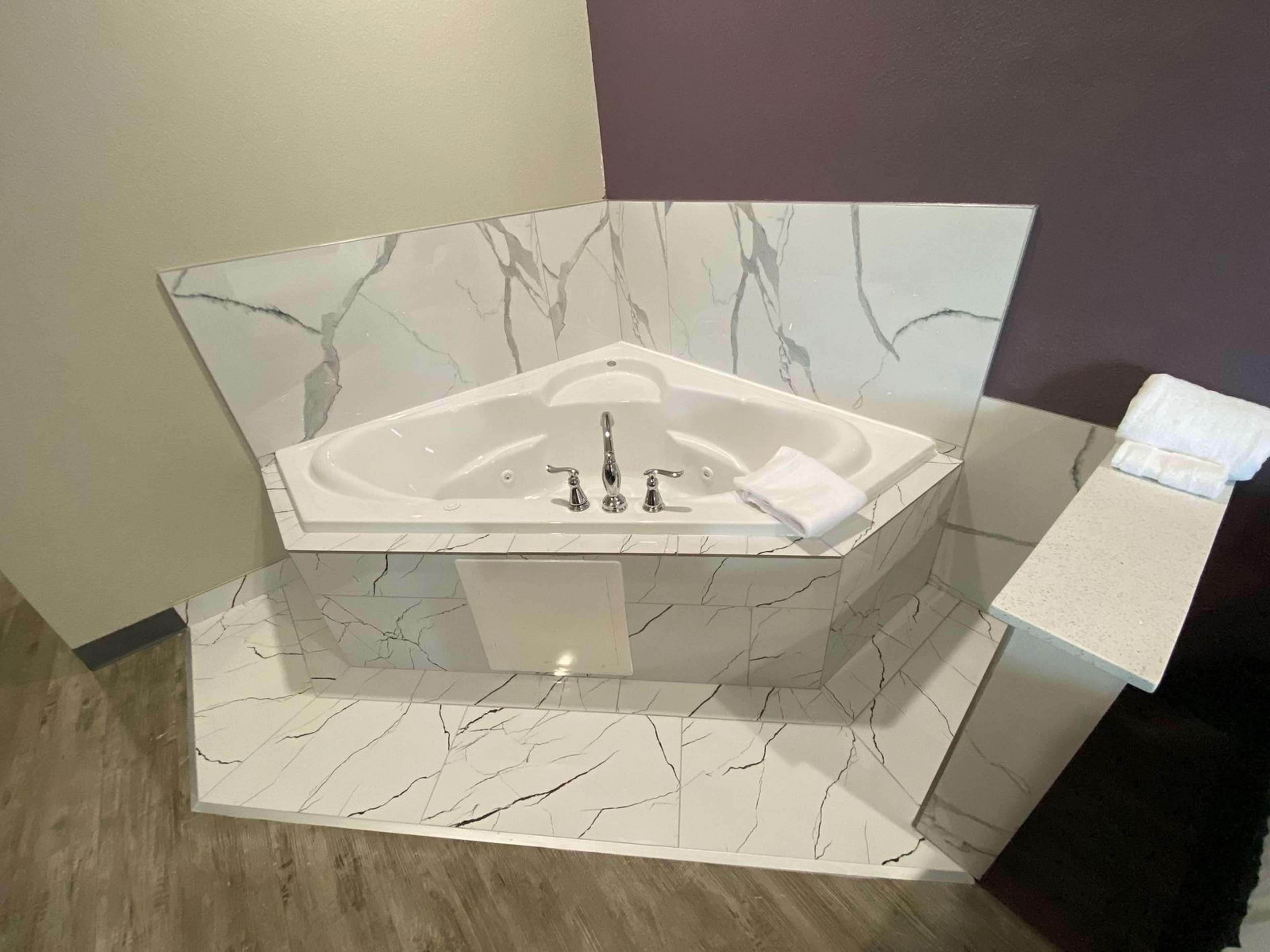 Surestay Plus Hotel By Best Western エイダ エクステリア 写真