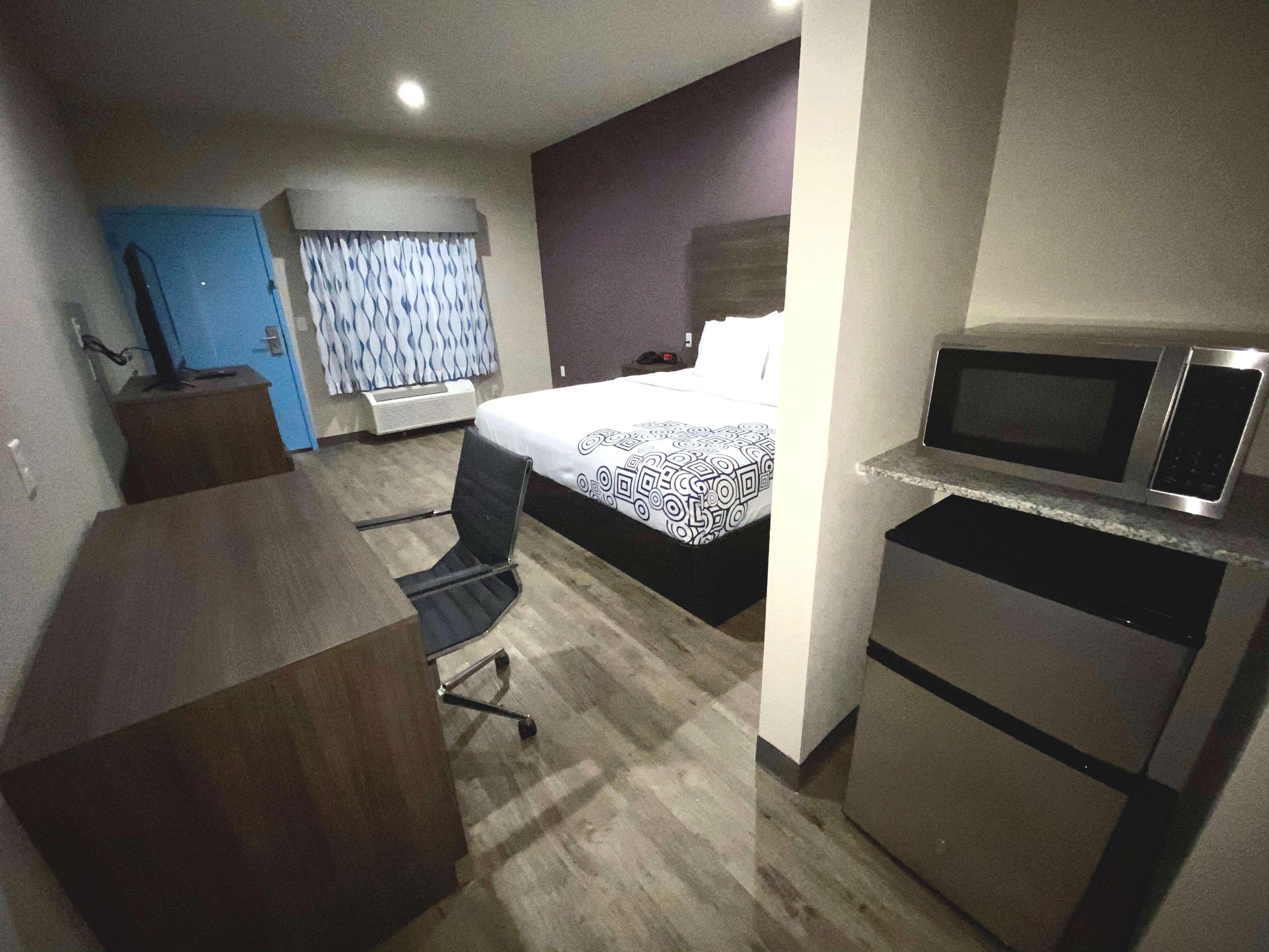 Surestay Plus Hotel By Best Western エイダ エクステリア 写真